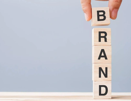 3 Pilar yang Bikin Brand Kamu Top of Mind Seperti Aqua, Apple & Gojek