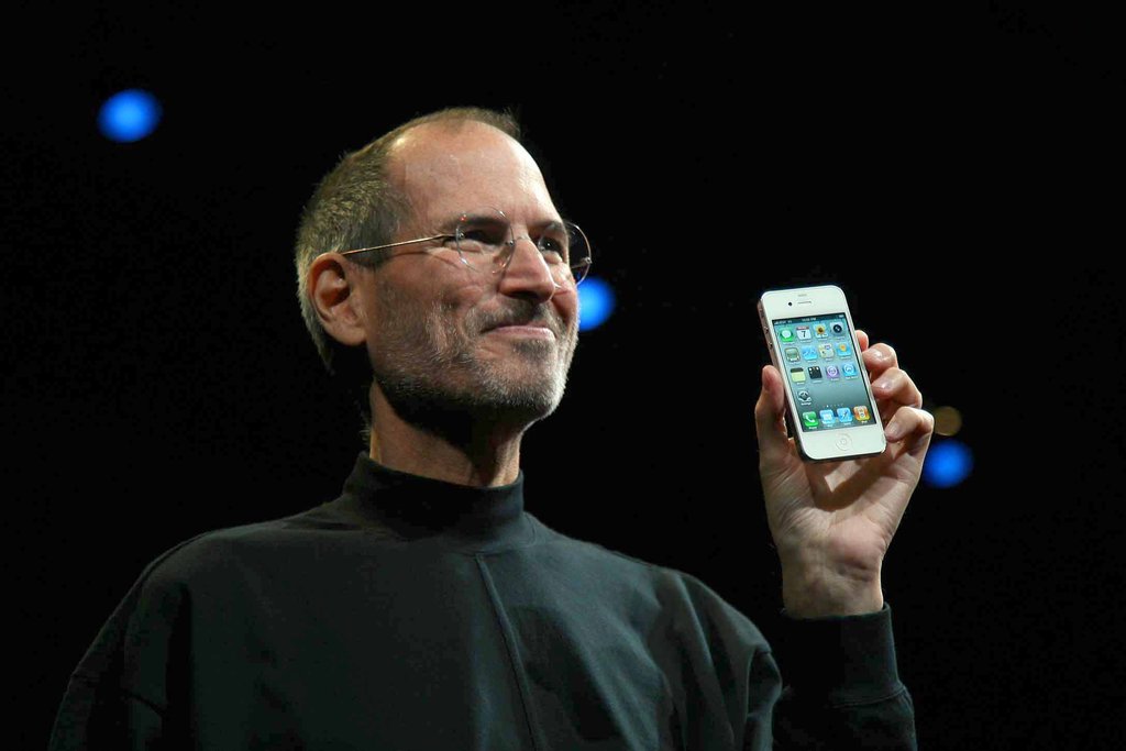 Alasan Steve Jobs & Mark Zuckeberg Sering Pake Baju yang Sama